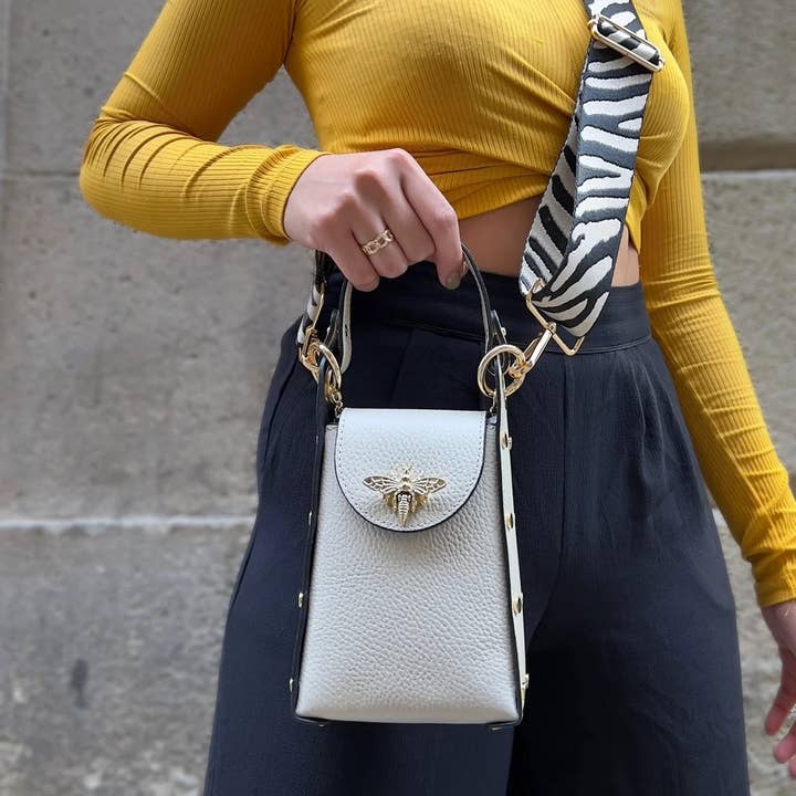 Cassette Barcelona - Wholesale Crossbody bag – Women's - Cassette - The Bee Bag Candy Pink7