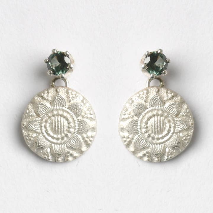 Brincos Middelburg com espinélio azul-cinzento por atacado de Hester Zagt Sieraden