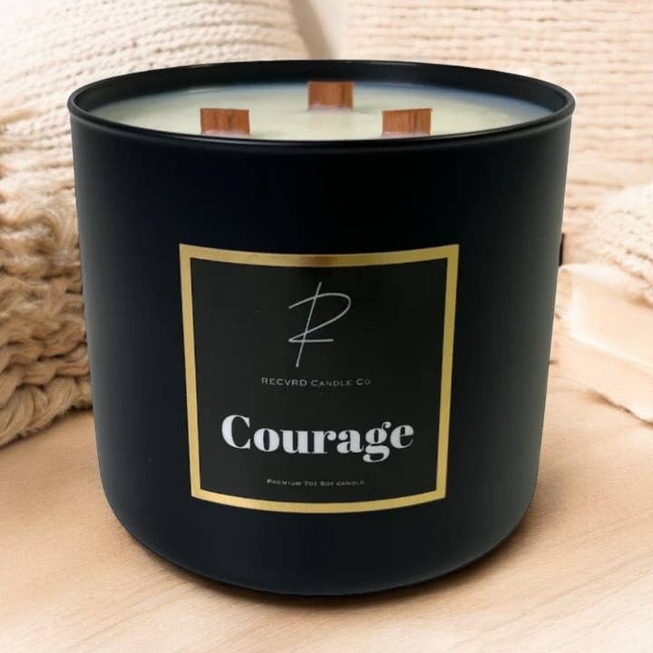 CANDELA DI SOIA NERA A 3 STOPPINI per la vendita all'ingrosso da parte di RECVRD Candle Co.