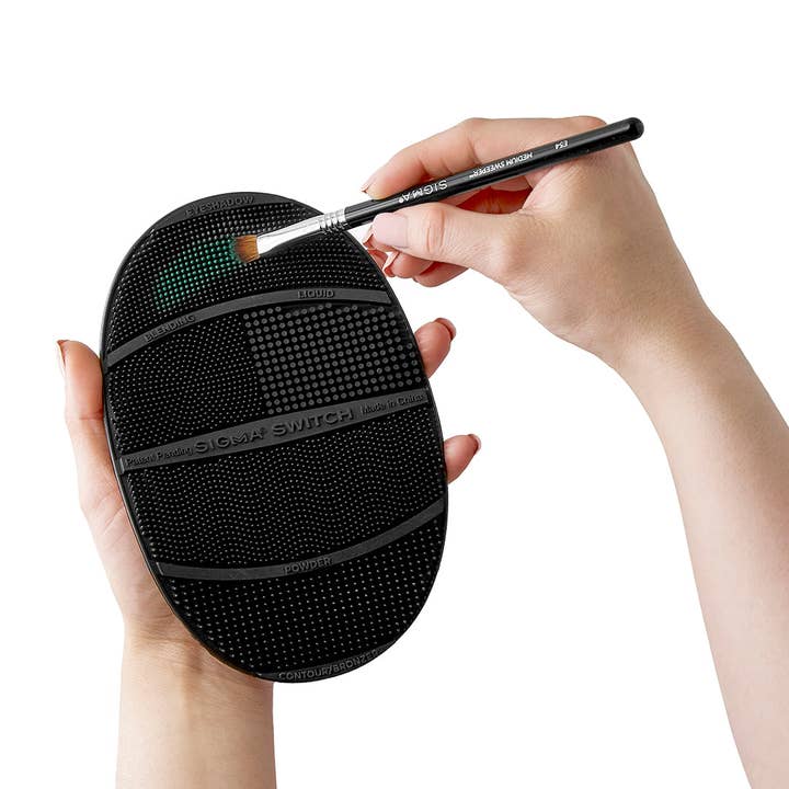 Sigma Beauty - Wholesale Makeup Brush Cleaner - SIGMA® SWITCH1