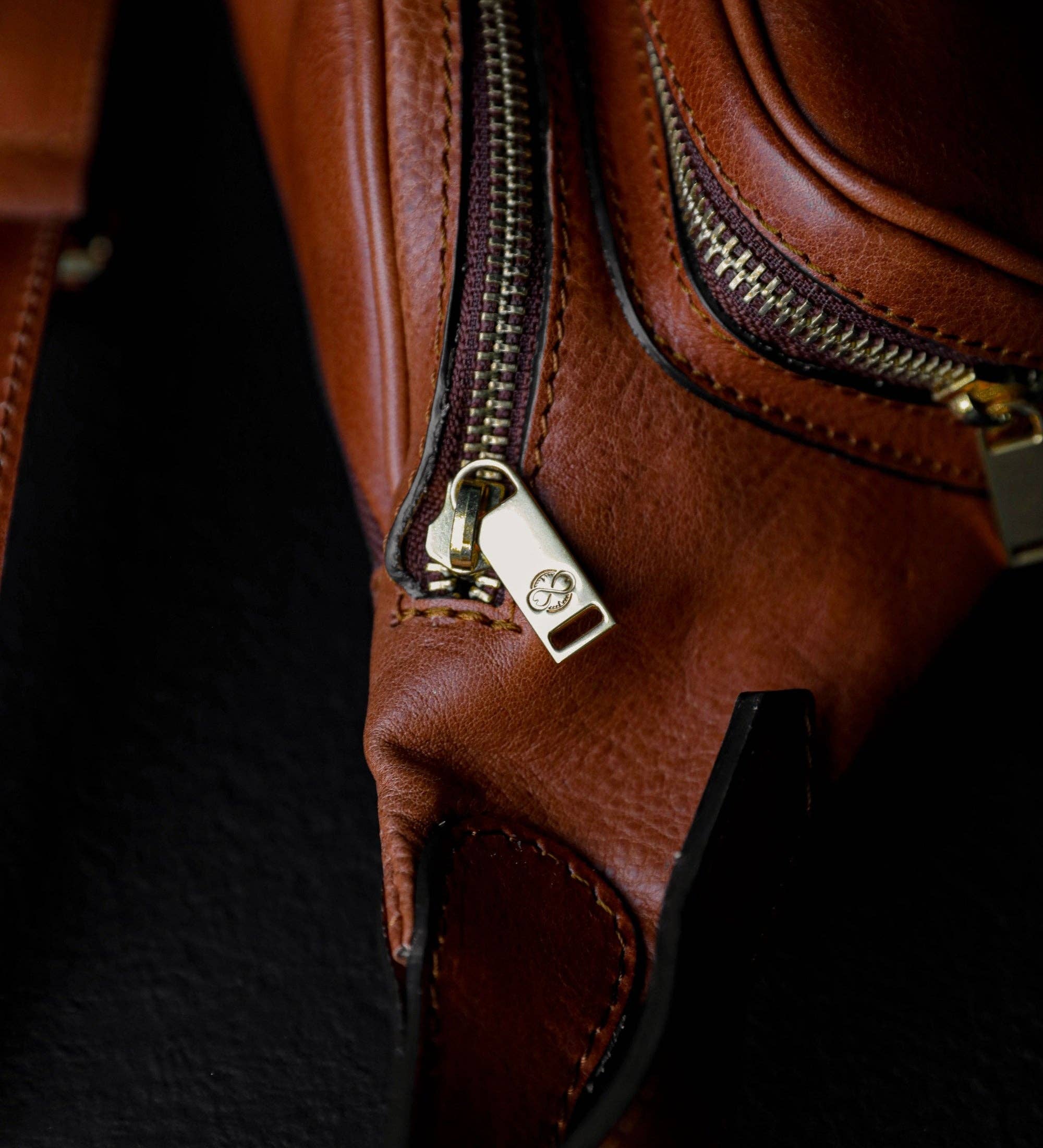 Time Resistance - Wholesale Belt Bag - Unisex - Leather Sling Bag Belly Bag - Independent People8