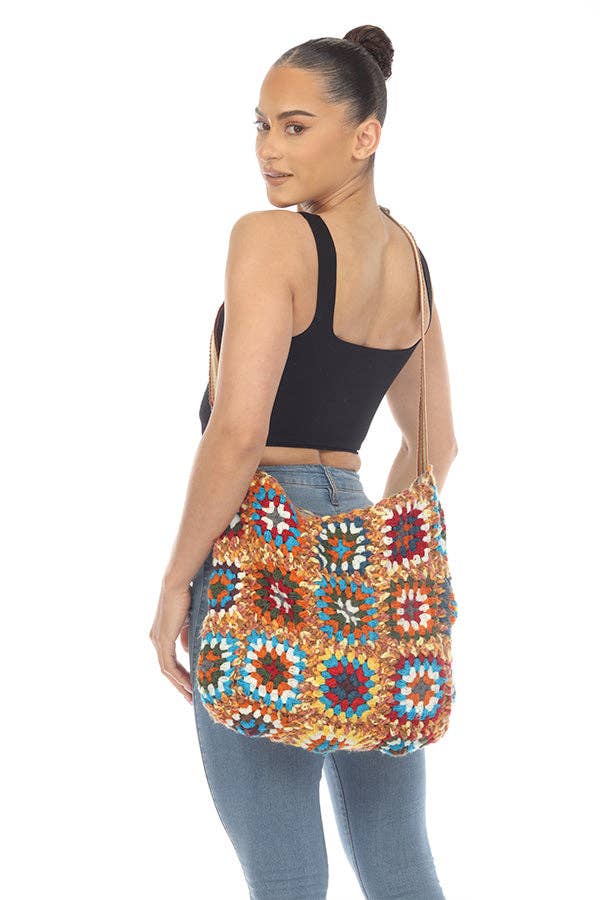 Lakhays Collection Inc. - Wholesale Crossbody Bag - Women's - Thick Yarn Granny Square Crossbody Bag1