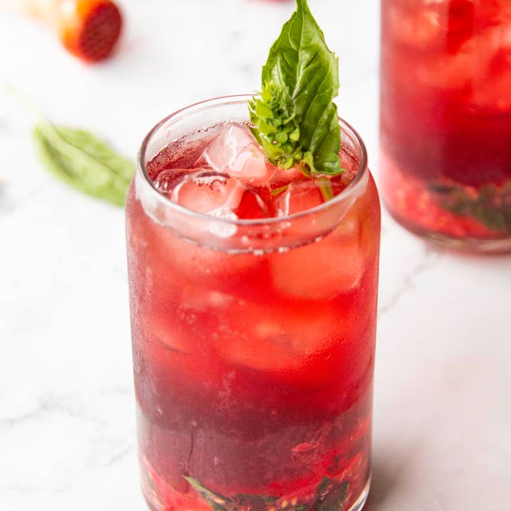 Farmhouse Teas - Wholesale Loose Tea - Farmer's Wife Raspberry Herbal Tea1