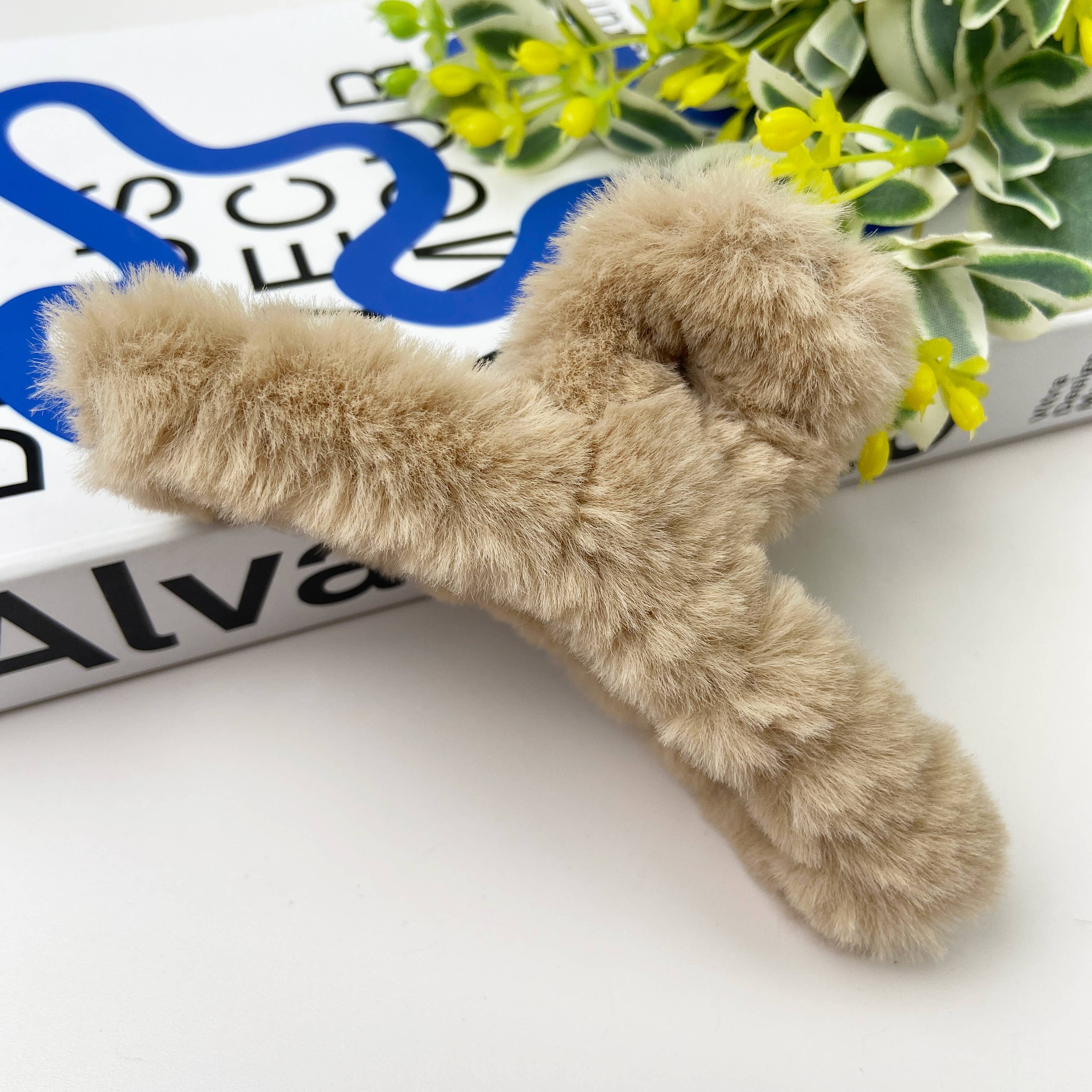 TheDivaSoap – Großhandel Haarclip – Damen – Einfarbige Haarspange aus Plüsch Herbst-Winter8