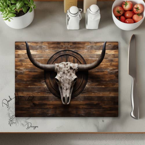 Planche à découper en verre - Crâne de taureau monté en 3D - Style western pour la vente par Dark Horse Dream Designs LLC