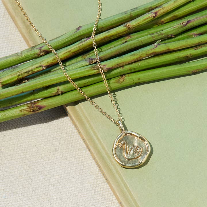 Elysian Theory - Wholesale Pendant/Charm Necklace - The Leda Necklace4