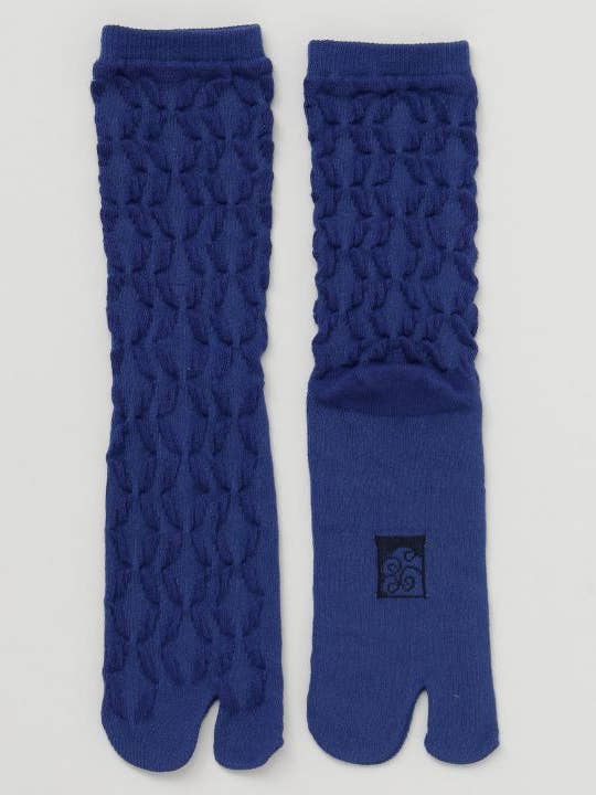 Chaussettes Tabi à motif Shippo 23-25cm pour la vente par Ametsuchi by Amina Collection