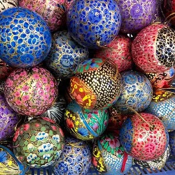 Wanderlust Global - Wholesale Ornament - Papier-Mache Ball Ornament 4"