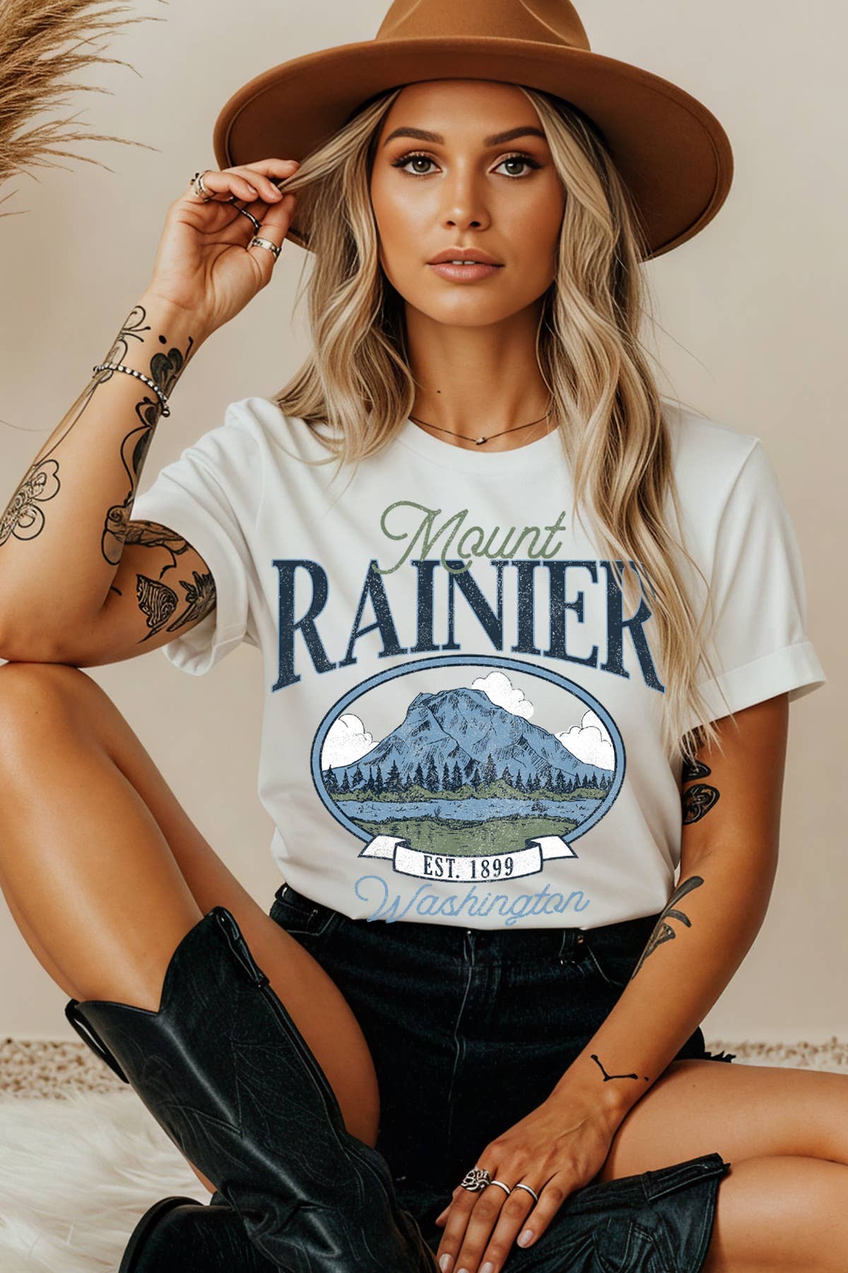 BouTeeQue Closet - Wholesale Screen Printed T-Shirt - Women's - BT2592-T Women Mount Rainier Graphic Print Short Sleeve Top4