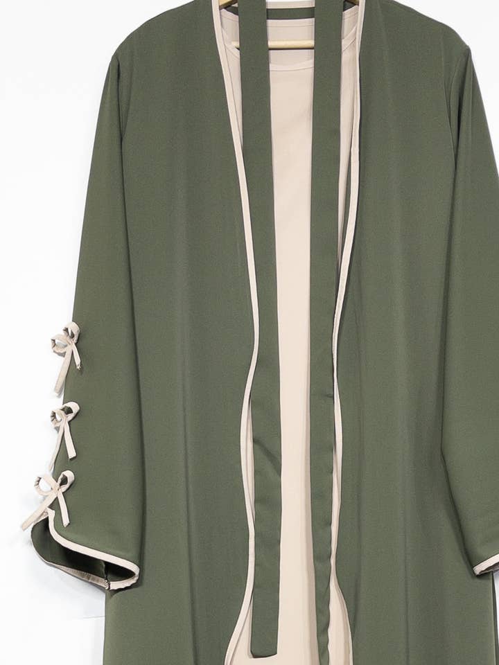 IDEAL OUTFIT - Wholesale Top & Pant Set (NOT Loungewear) - Women's - 2-piece abaya set EN2507+2353bpk in Medina silk