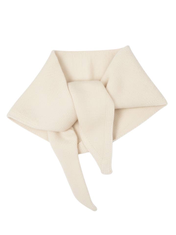 Nina Triangelscarf - Elfenben för wholesale av Libby Loves