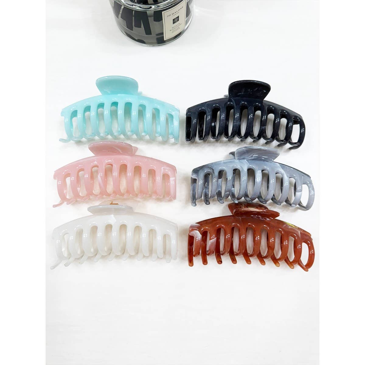 MIX COLOR Shimmering Marbled Round Comb Hair Claw for wholesale on Faire1