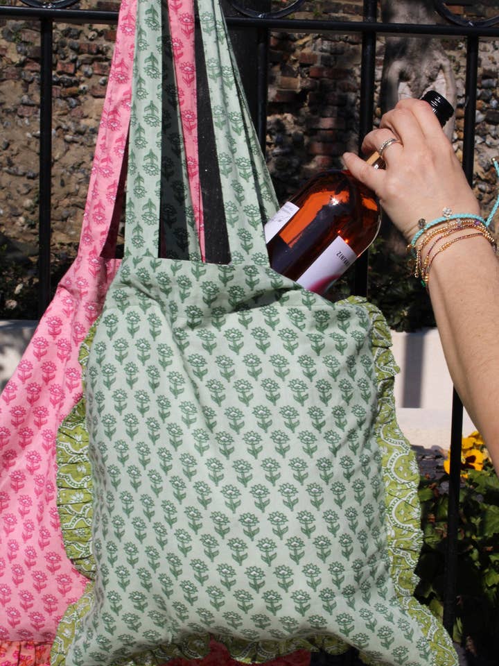 SAC TOTE VERT AVEC VOLANT - LOT DE DEUX pour la vente par My Doris