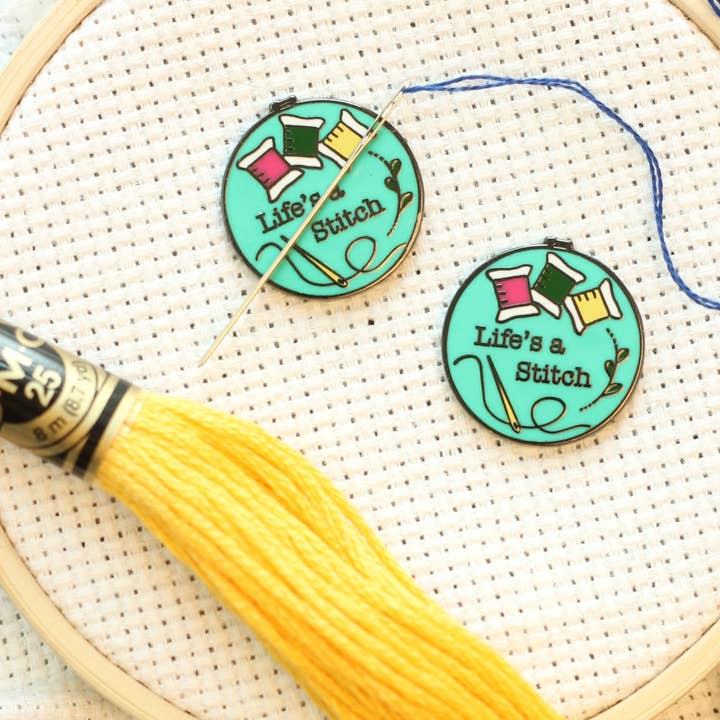 Snarky Crafter Designs - Wholesale Embroidery/Cross Stitch Supplies - Life's a stitch Magnetic Needle Minder