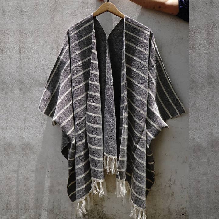 Kimono minimalista Loungewear - Negro para venta al por mayor de La Villa Goods