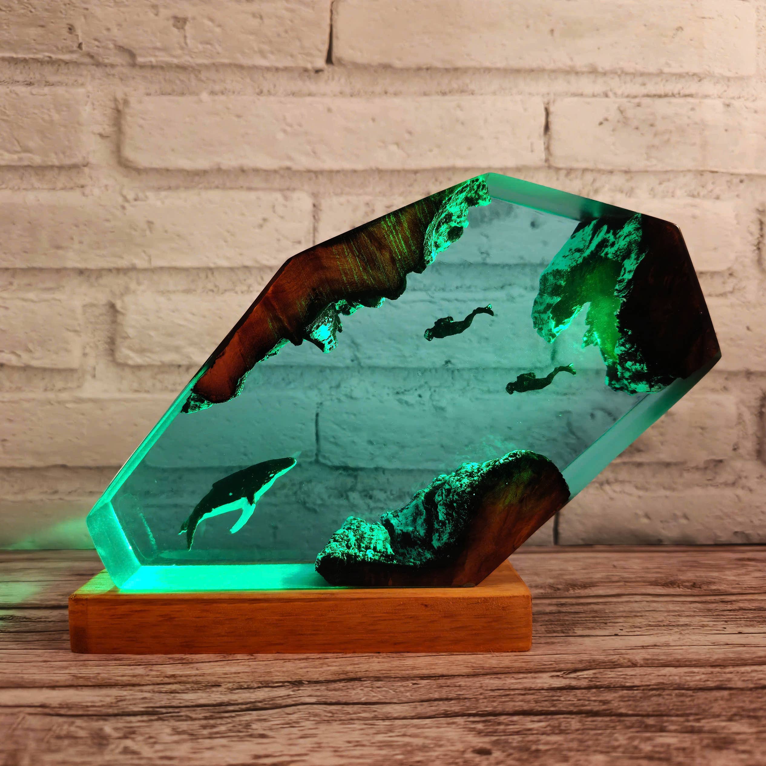 Merchemy - Wholesale Night Light - Custom Shark and scuba resin lamp, Scuba Driver Epoxy Lamp4