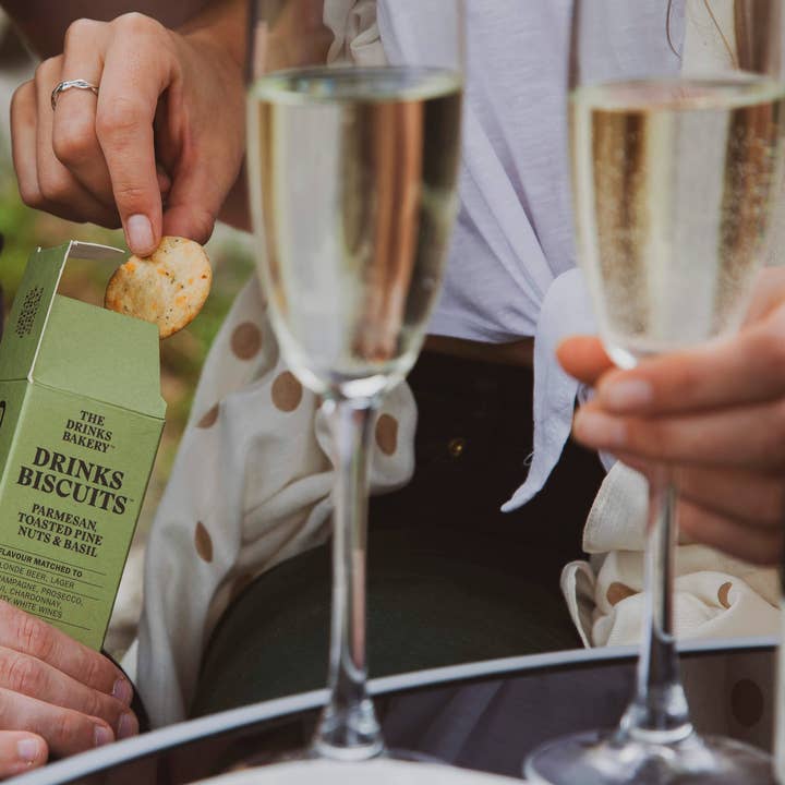 The Drinks Bakery - Wholesale Cookie - Drinks Biscuits - Parmesan Cheese & Sweet Basil 110g1