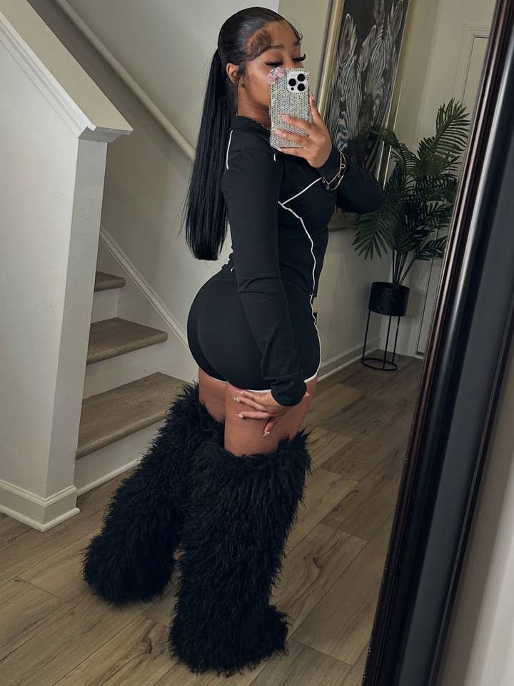 MB Fashion Wholesale - Wholesale Activewear Set - Women's - MB FASHION Two Piece Workout Set - Cropped Zip-Up Jacket & High Waisted Biker Shorts 510310