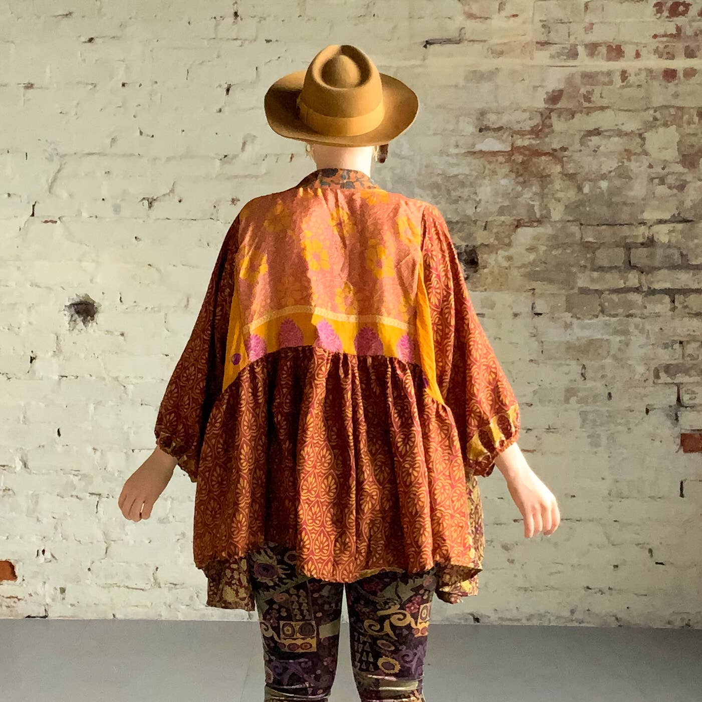 Kaohinani – wholesale Buttoned-down shirt – Women's – Sari Smock Shirt2