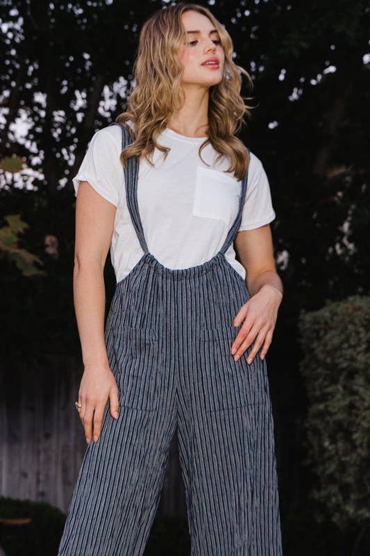 Oddi - Wholesale Jumpsuit - Women's - Wide Leg Stripe Suspender Jumpsuit9