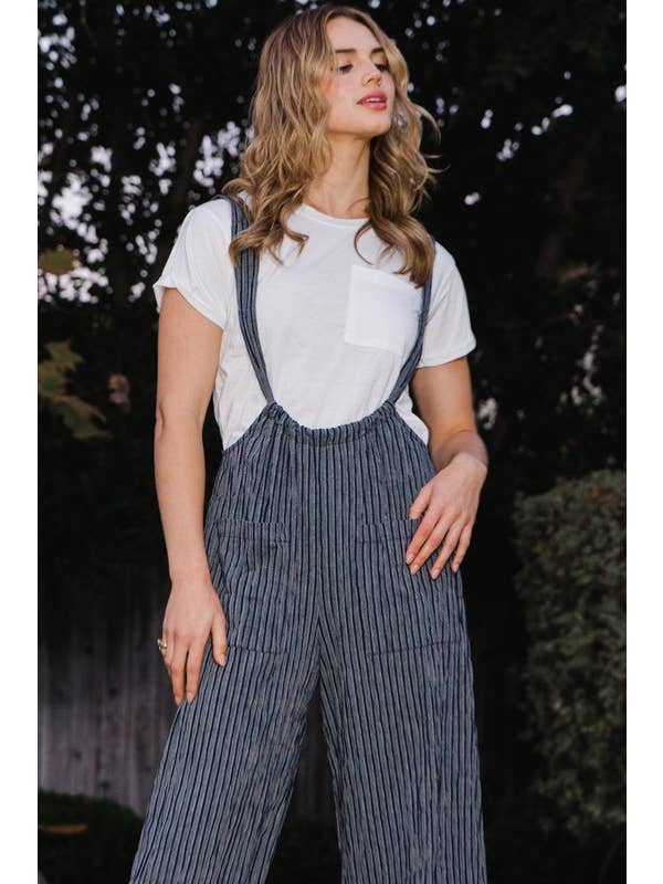 Oddi - Wholesale Jumpsuit - Women's - Wide Leg Stripe Suspender Jumpsuit9