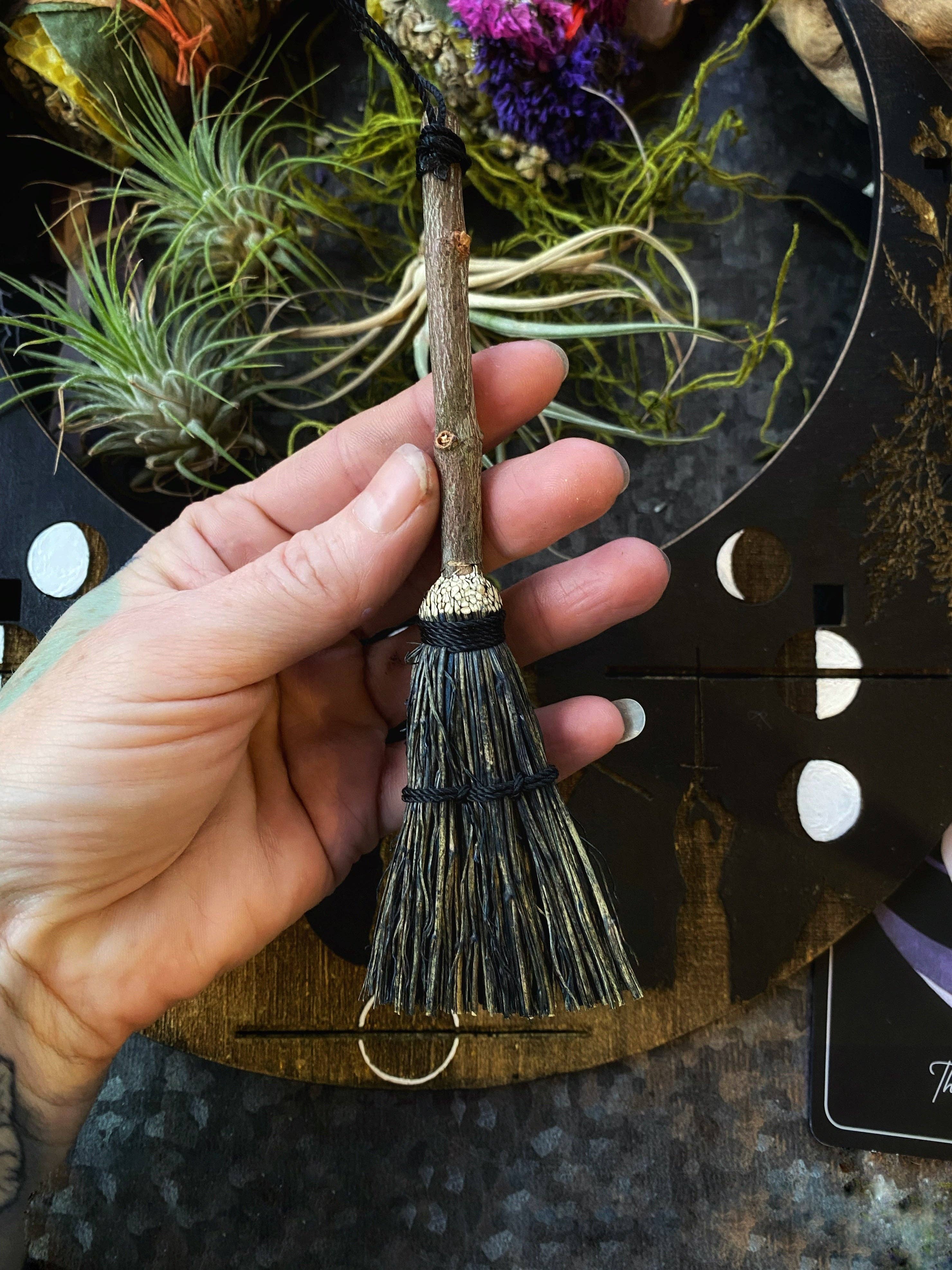 Keven Craft Rituals LLC - Wholesale Broom - Miniature Besom/Sweeper Broom or Hand Brooms -3-5" Tampico -(functional or as an ornament)0