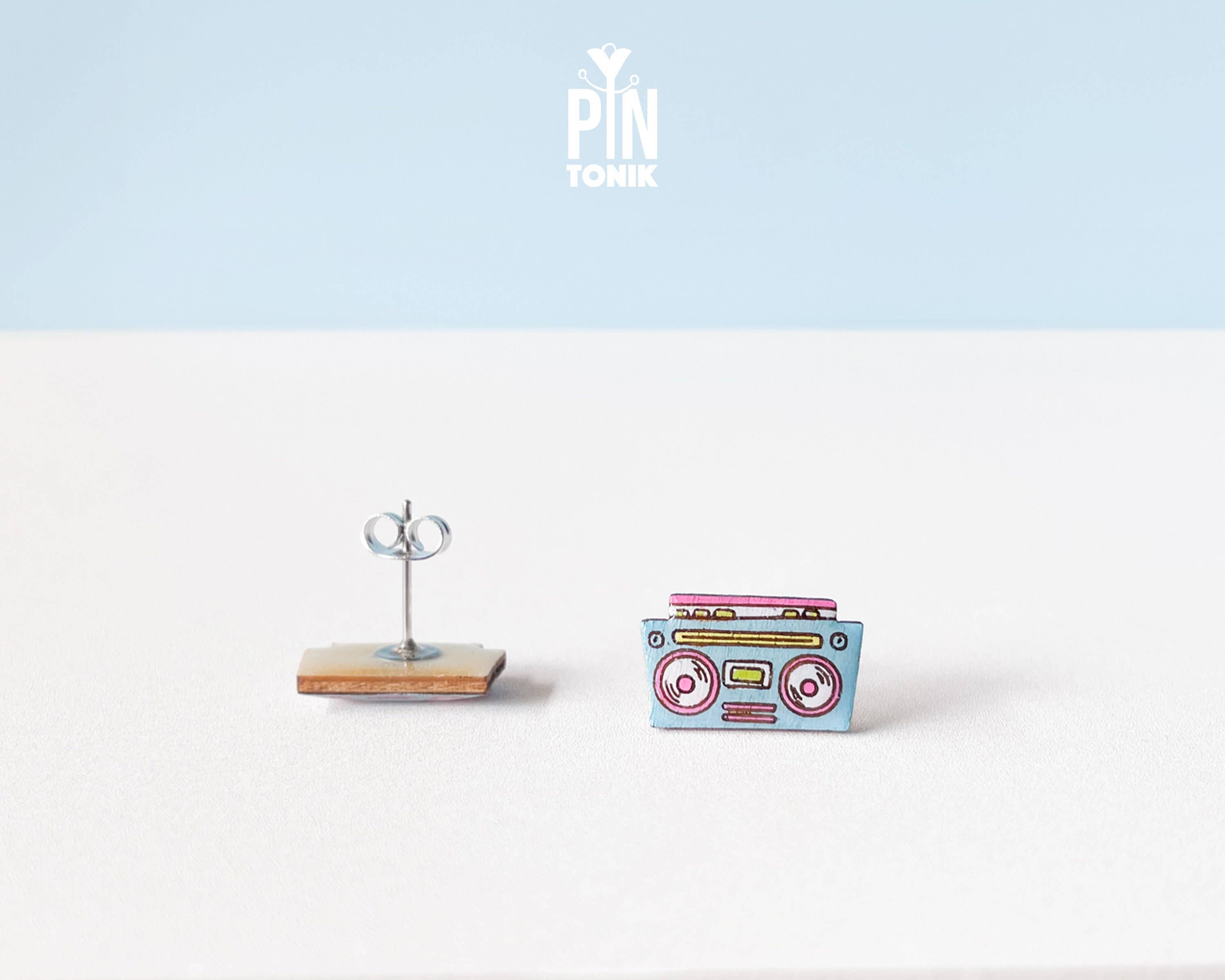 PinTonik – Engroshandel Ørestikkere – Retro Boombox Funky Musik Skæve 80'er Træøreringe1