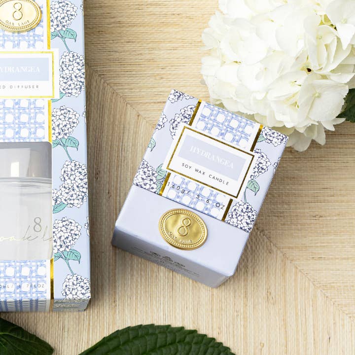 8 Oak Lane - Wholesale Votive Candle - Hydrangea 5.6oz Soy Wax Candle