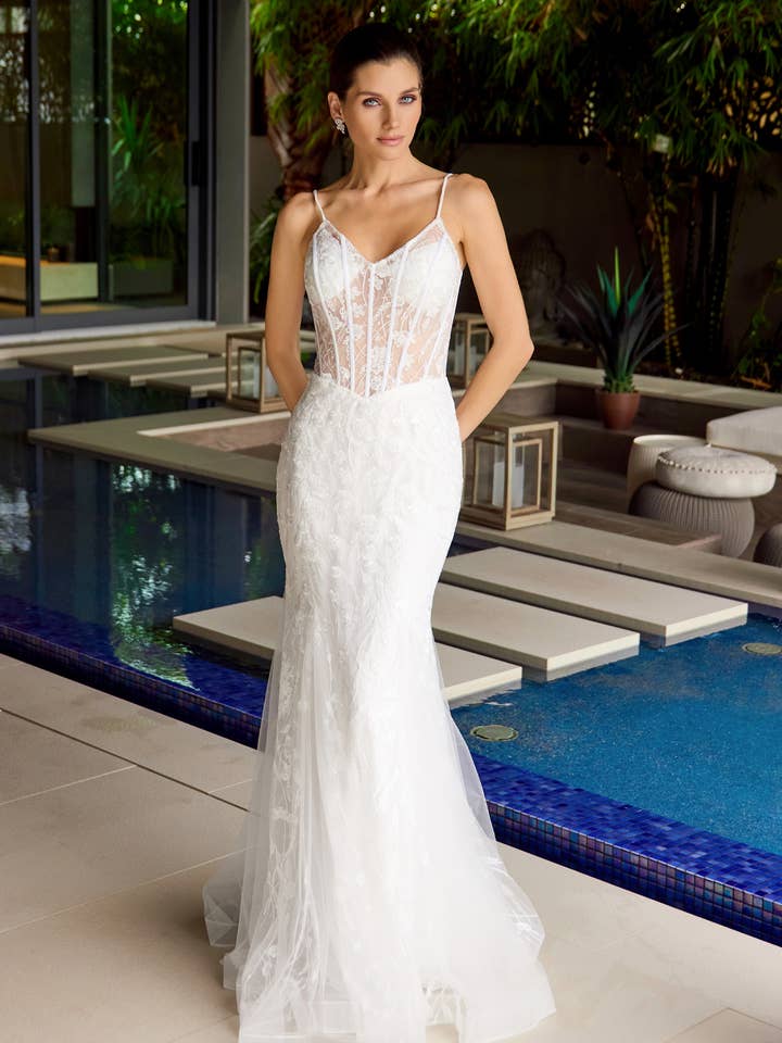 FITTED SHEER CORSET LACE APPLIQUE AND TULLE MERMAID BRIDAL G for wholesale by Juliet