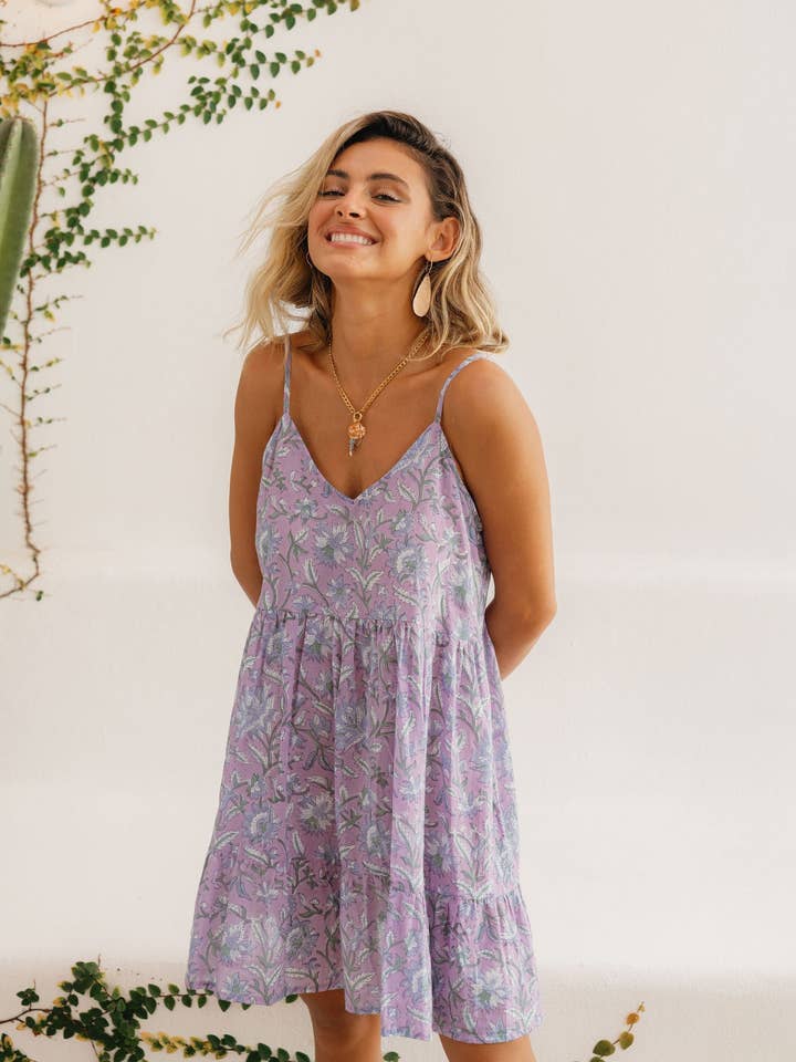 Robe Mini Mar y Sol - Lavande Drift pour la vente par Guava Lane