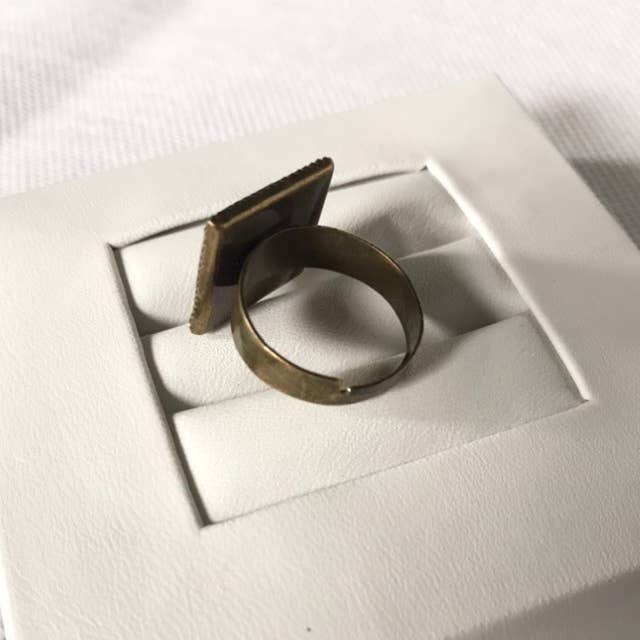 La Chaumière à Bijoux - Wholesale Cocktail/Statement Ring - Blue square ring2