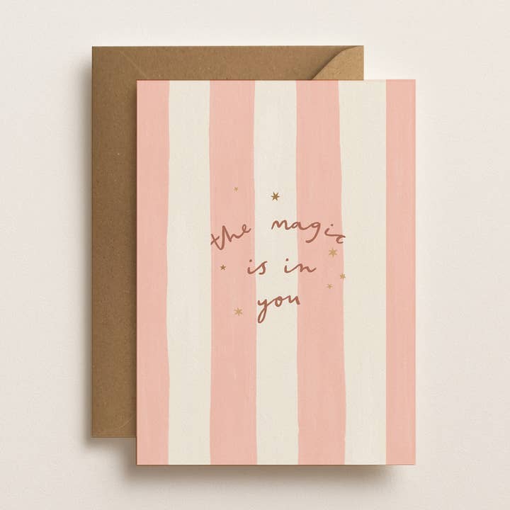 Randigt födelsedagskort | Rosa gratulationskort | Nyfödd för wholesale av Minibeau