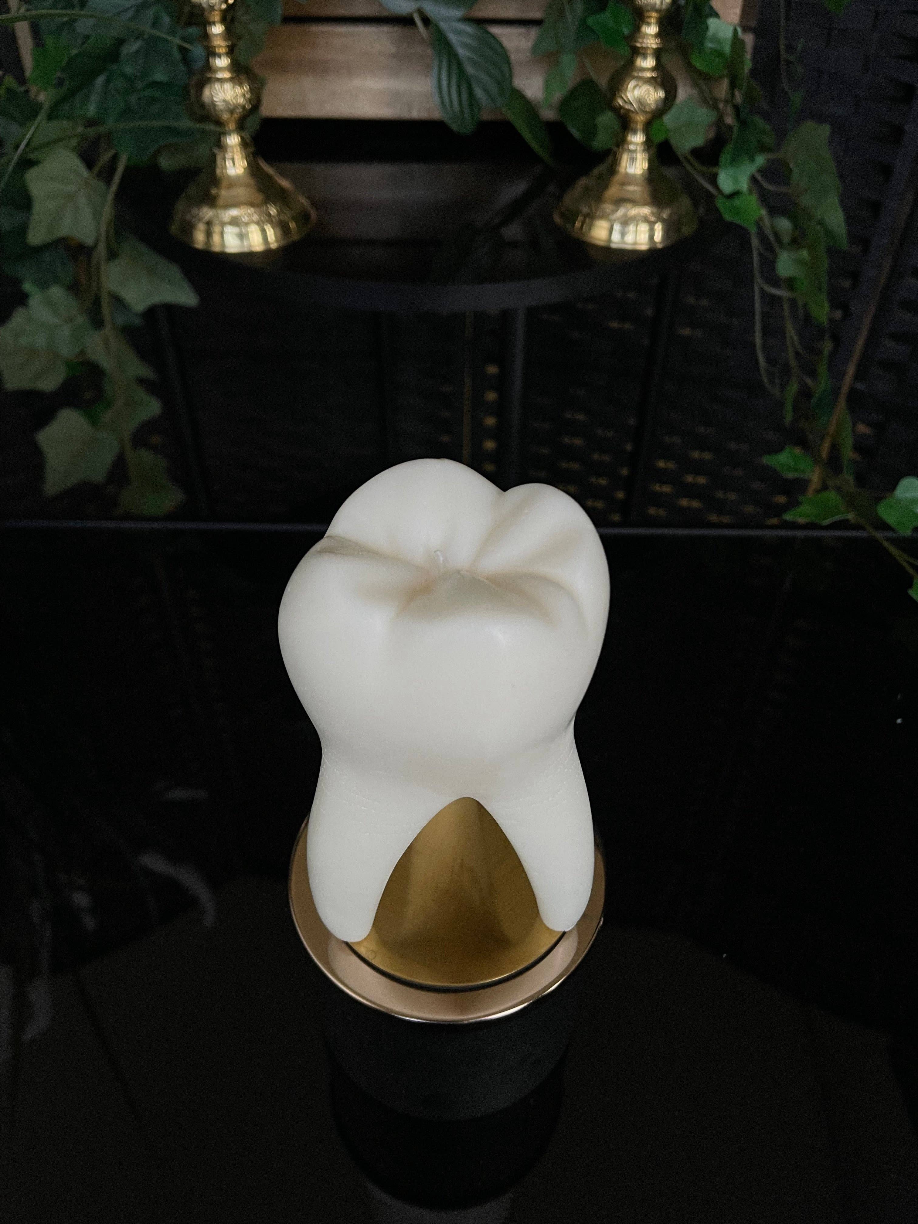 Midnight Studio LA - Wholesale Novelty Candle - Original Tooth Candle2