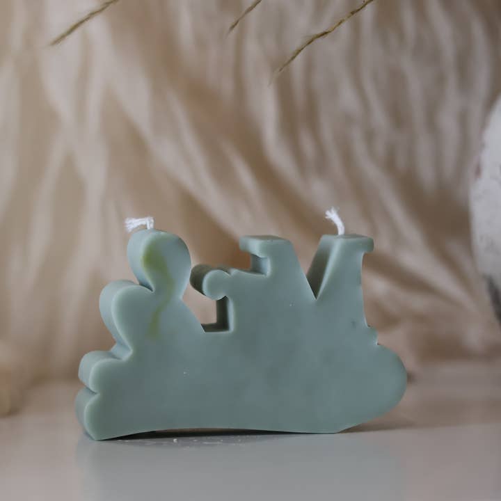 Agaboo Candle - Wholesale Novelty Candle - Mr & Mrs Candle 2.5x4in5