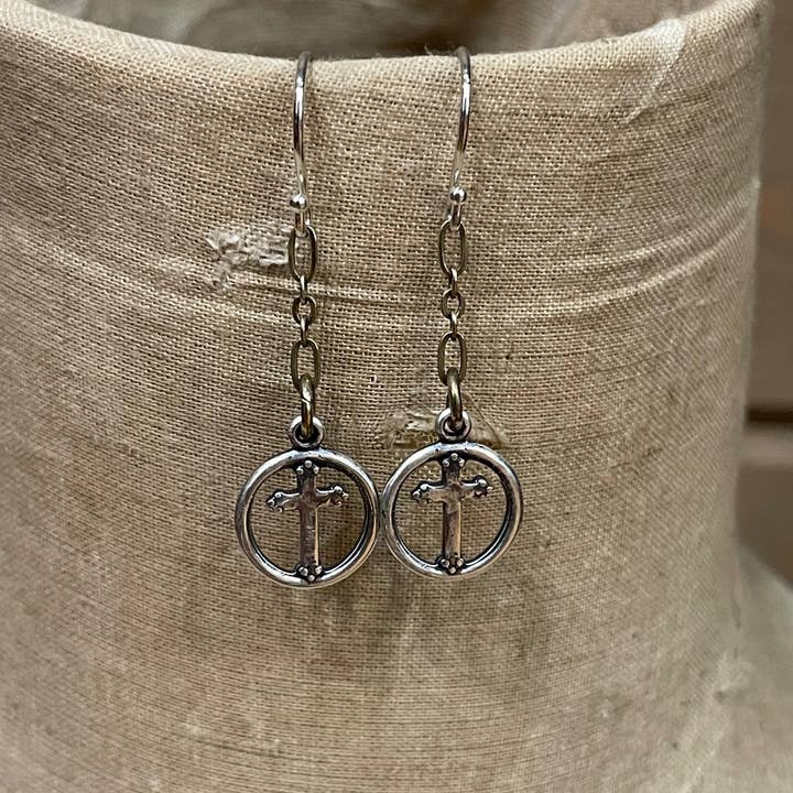 Cirkelkorsörhängen för wholesale av Lorraine Frances Jewelry