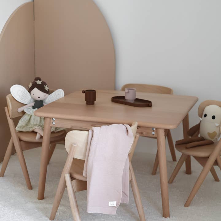 Curve Lab – wholesale Chair – Child – Square Table