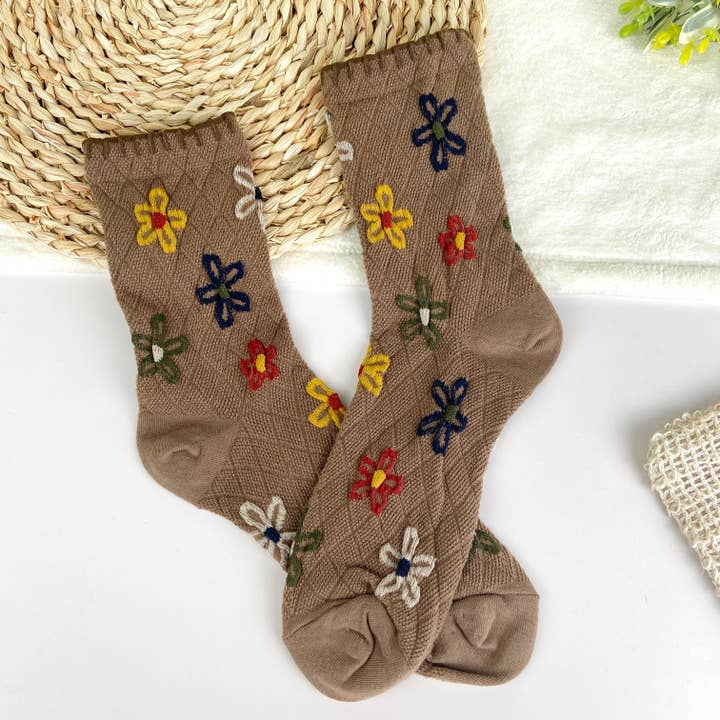 SoapElenGlen - Wholesale Socks - Women's - Women's mid-calf floral socks7