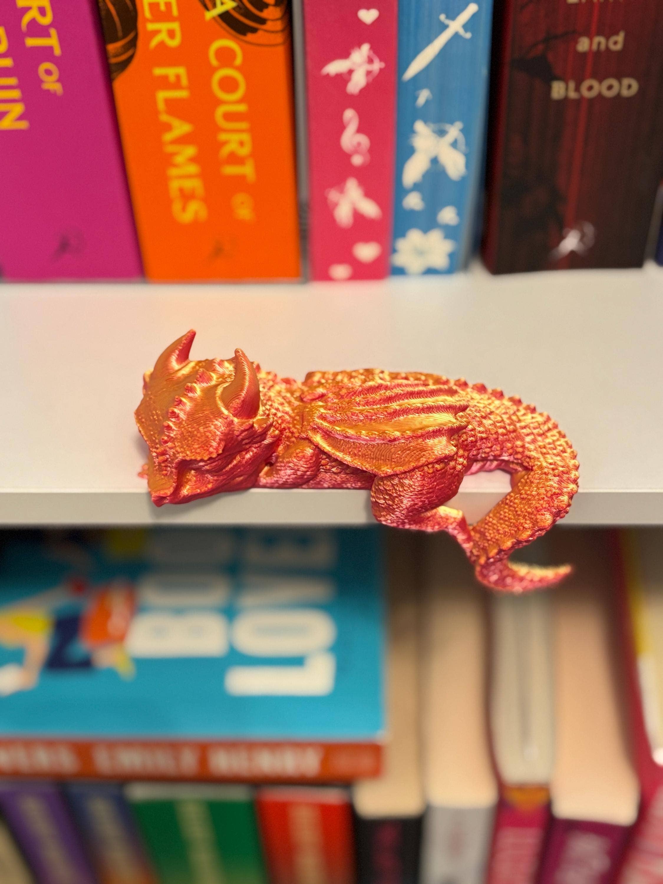 Stella Cake Creations - Wholesale Decorative Figurine - 3D Printed: Sleeping Bookshelf Dragon2