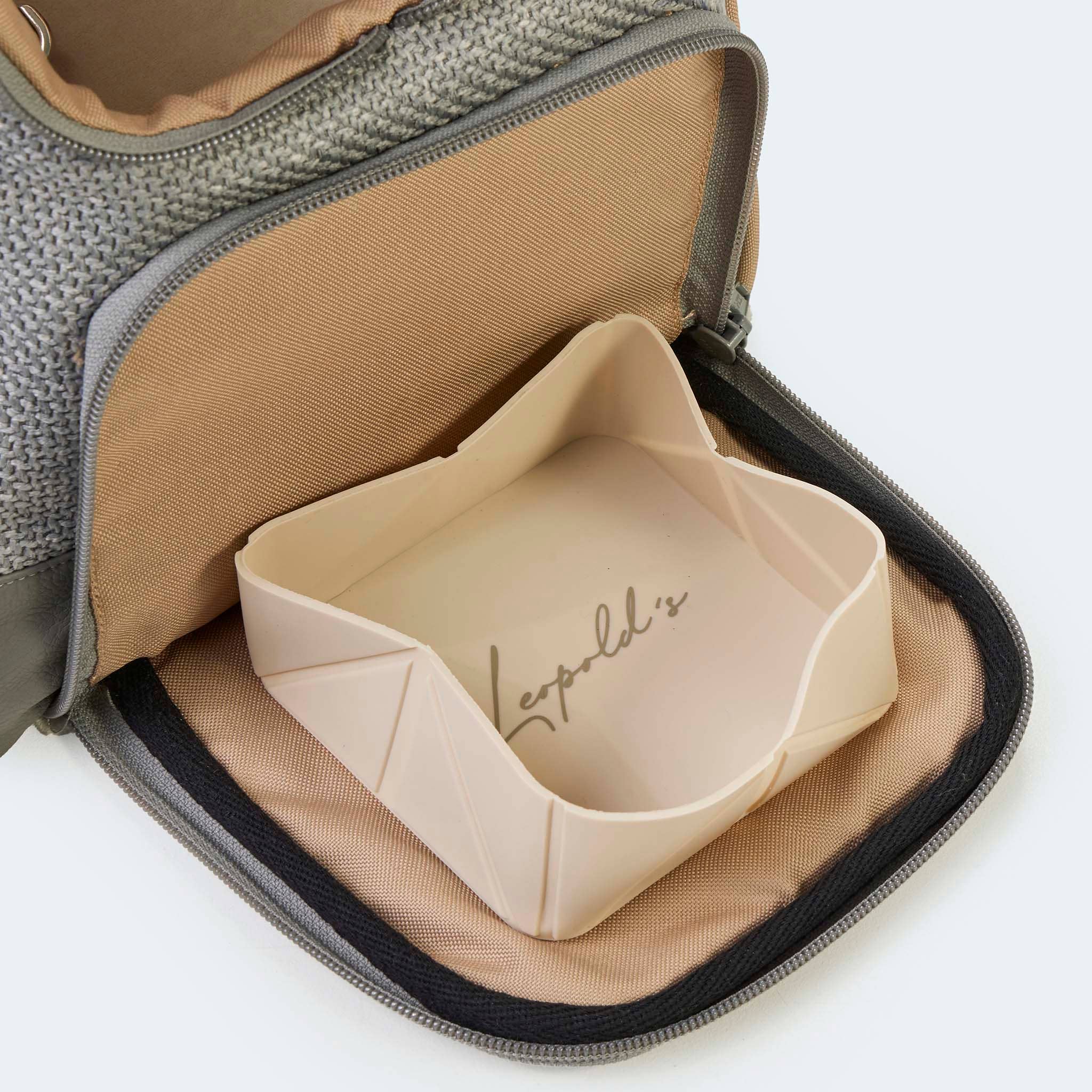 ​​Leopold's Finest for dogs – wholesale Transportbur – Hund – Flygväska för taxar och små hundar med ortopedisk madrass23