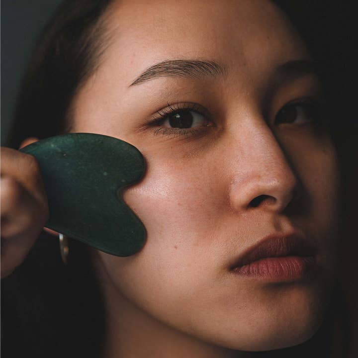 Jade Roller - Venta al por mayor Utensilio Gua Sha - The Gua Sha Jade - Piedra de masaje facial