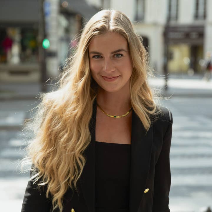 Jessica Santander - Wholesale Pendant/Charm Necklace - Summer green gem on dainty snake chain non-tarnish necklace2