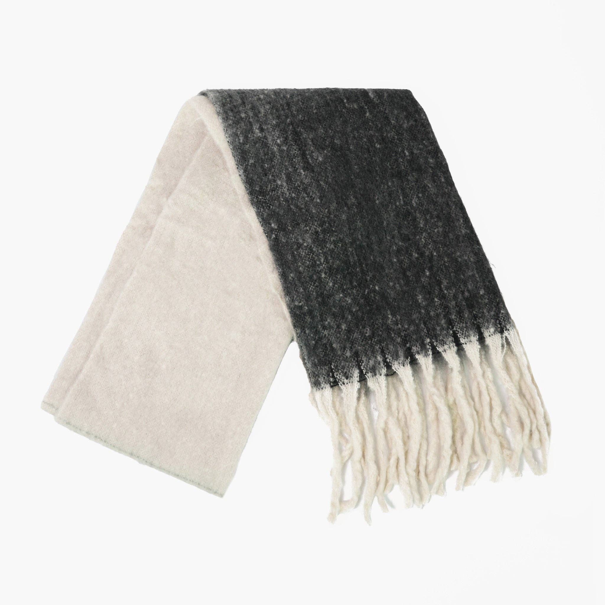 Sarta Accessories – wholesale Scarf – Women's – Ana Grey Colour Block Heavyweight Scarf2