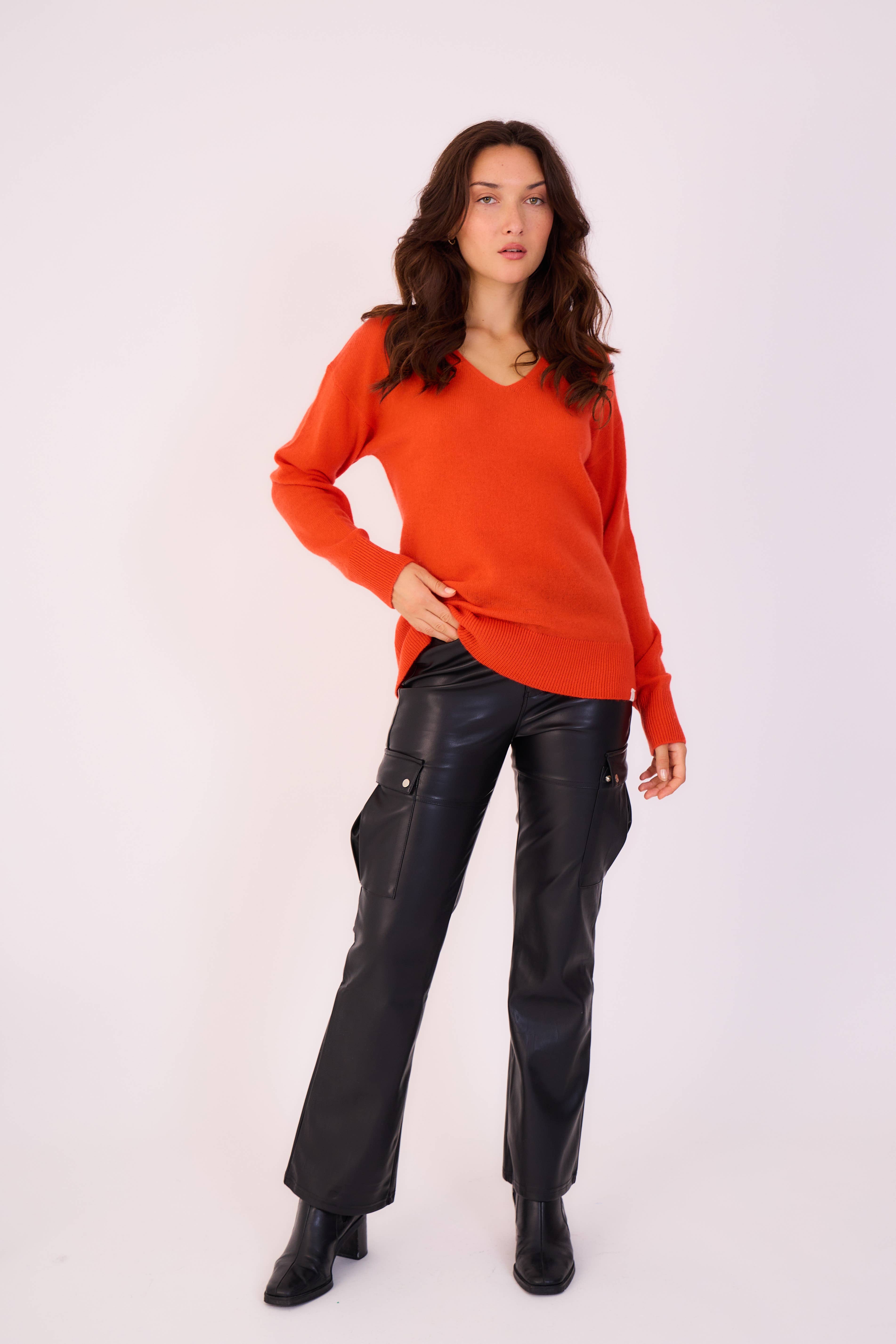 Orice - Wholesale Tuniektrui - Dames - V-hals trui van kasjmier breisel herfst - Orice1