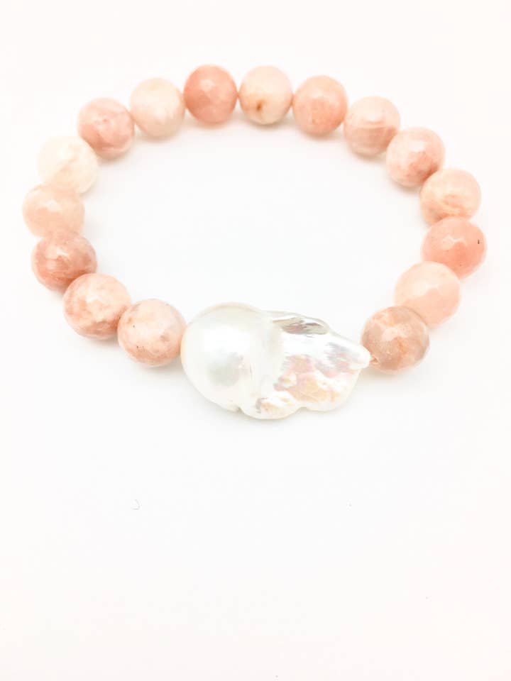 Annie baroque - pink moonstone/white baroque pearl for wholesale by In2 design