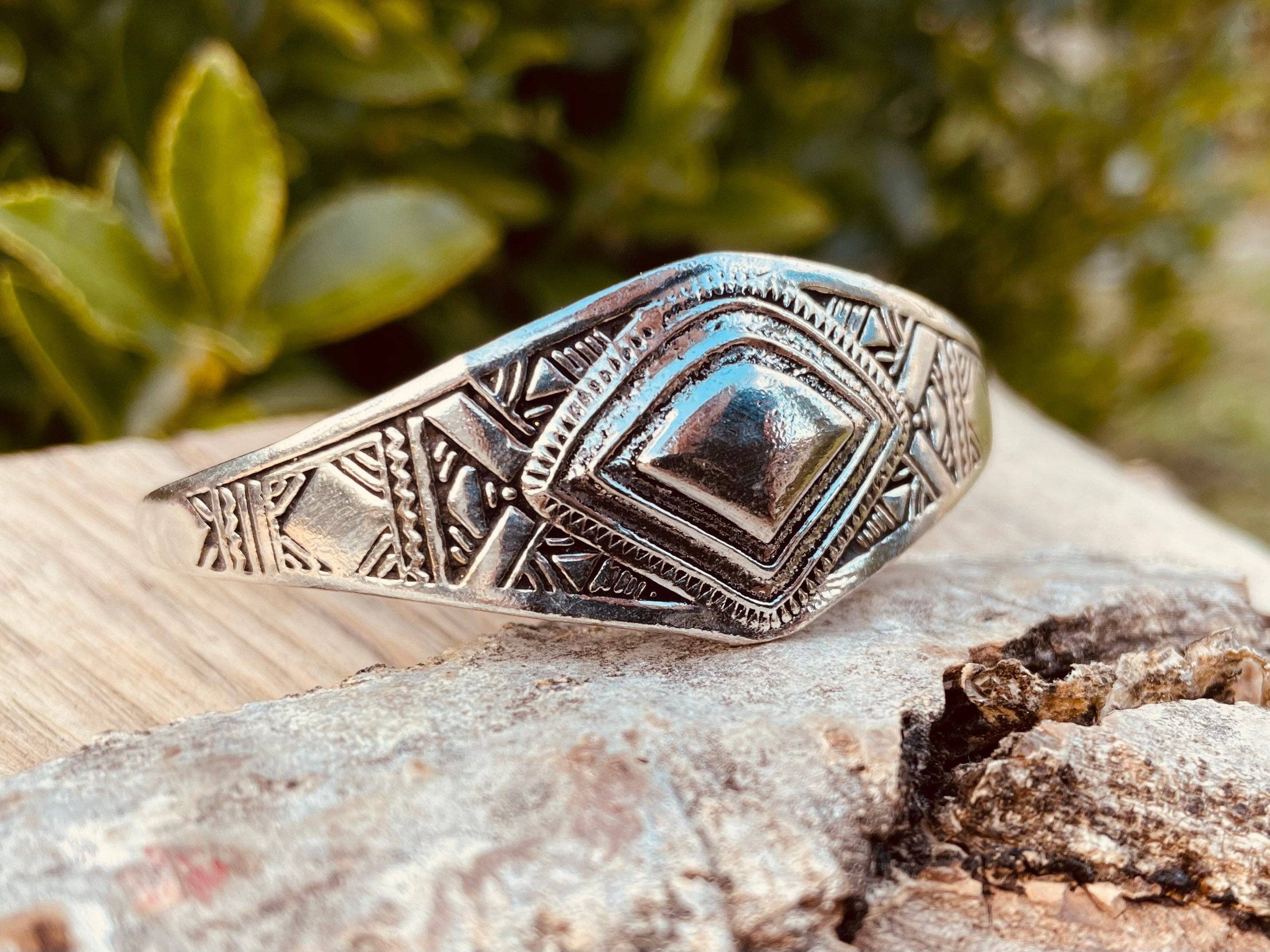 Kaali Boutique – wholesale Cuff bracelet – Tuareg Jewelery Silver Bracelet / Bangle / Cuff / Unisex / Boho / Ethnic / Rustic / Bohemian / Hippie / Gypsy / Geometric /5