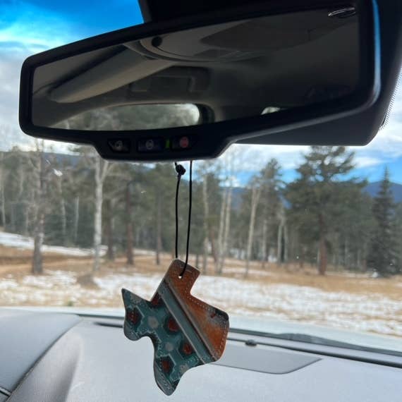 reSCENTit ~ Red Dirt Leather - Wholesale Car Freshener - Unisex - SHOW ANIMALS BRANDED TAGS6