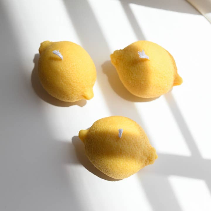 Studio ÜM - Wholesale Novelty candle - Lemon Candle4