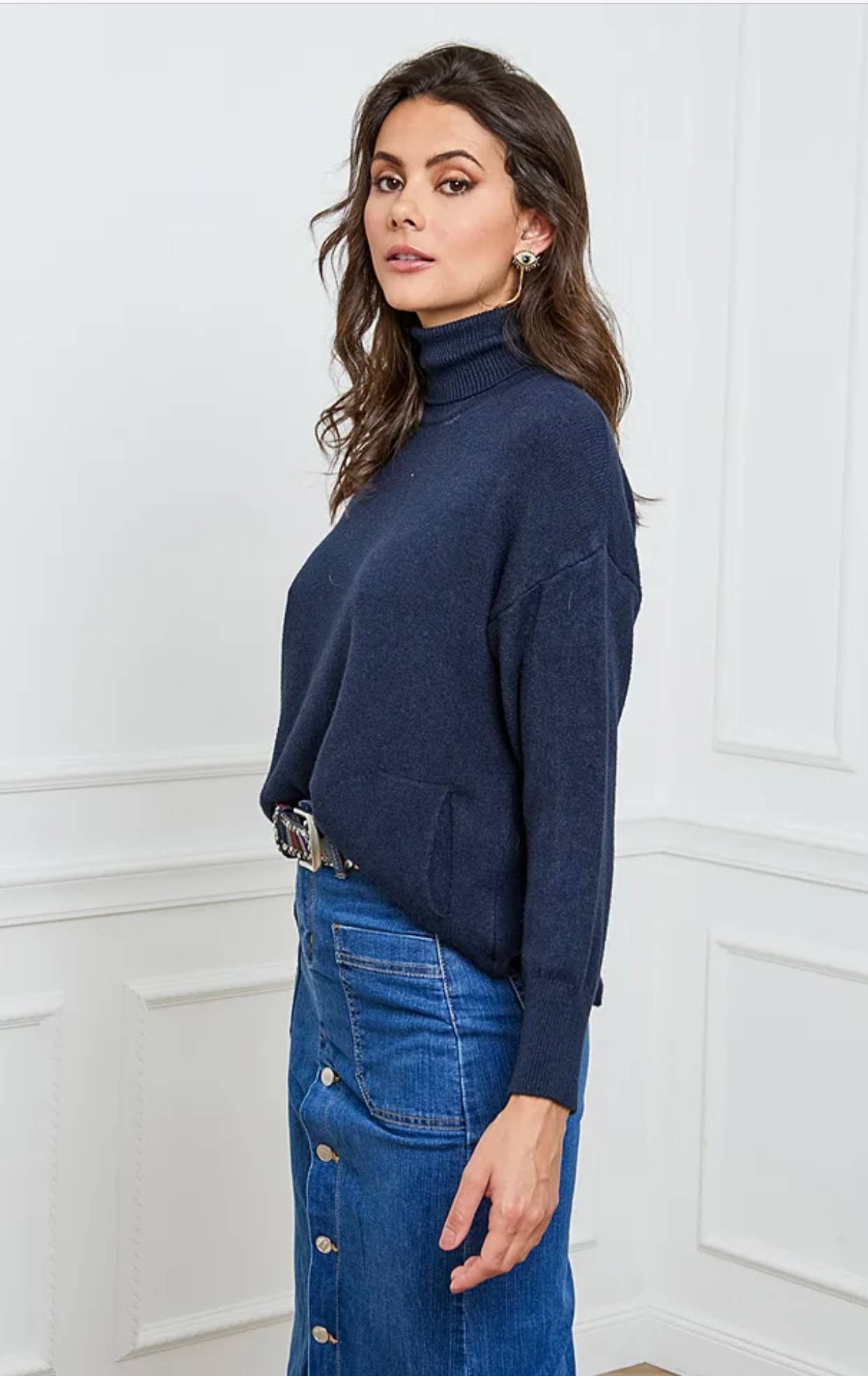 LÉA & LUC – wholesale Knitted jumper – Women′s – Turtleneck sweater with pockets REF. 003050