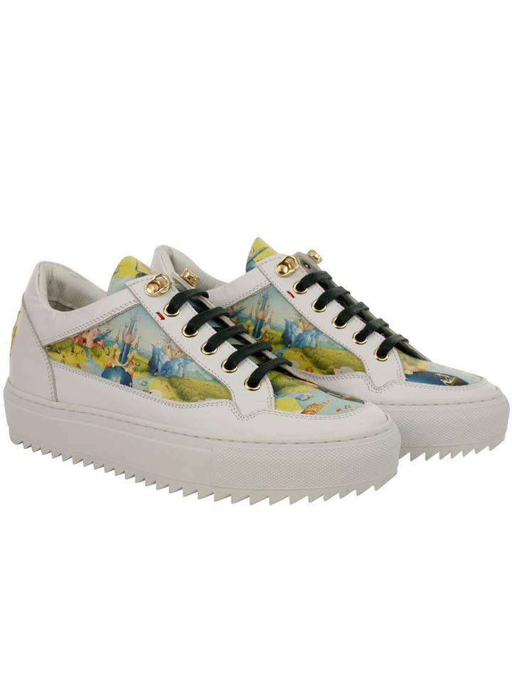 Baskets artistiques - Garden of Earthly Delights Blanc et bleu pour la vente par Aqua-Rock