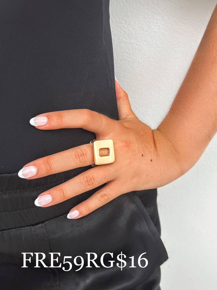 Bague Ira pour la vente par Escape from Paris